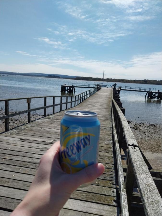 Вілла Family Breaks At Rockley Park With Prosecco And A Box Of Chocolates On Arrival Пул Екстер'єр фото